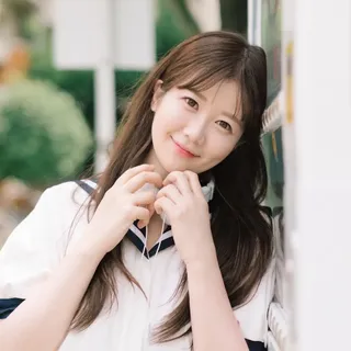 Park Si-Yoon (Park Siyun)