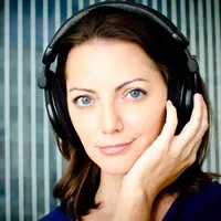Kara Edwards (Janet Mason)