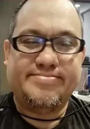 Rob Phetprasit