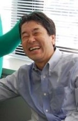 三宅容介