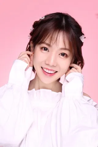 진혁문(陳奕雯)