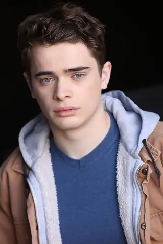 Gabriel Warburton