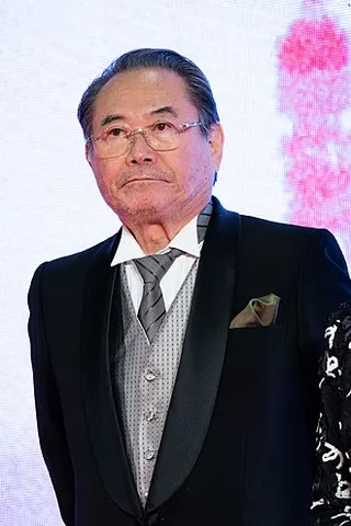 Gin Maeda