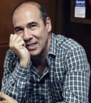 César Martínez