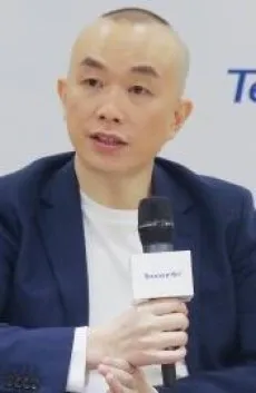 Zhengyu Zou