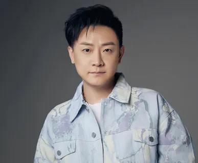 Jie Zhang / A Jie 729