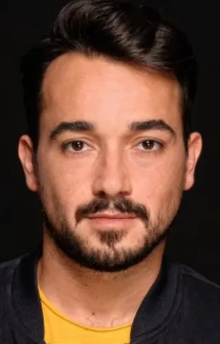 Adrián Viador