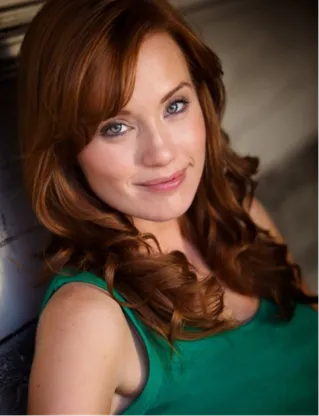 Paula Rhodes