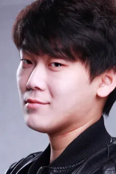 Xiaoqiang Liang